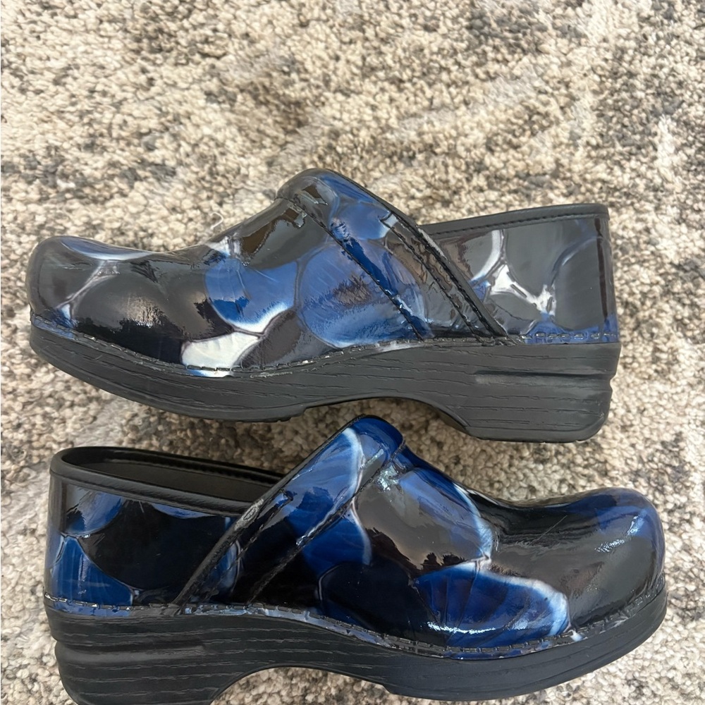 Dansko XP Shiny Black and Blue Clogs